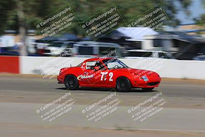 media/Oct-02-2022-24 Hours of Lemons (Sun) [[cb81b089e1]]/1020am (Front Straight)/